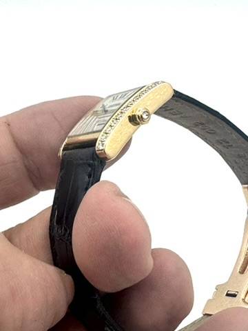 Montre Cartier Tank Française or - Lunette diamants 