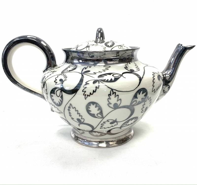 PORCELAINE DE LIMOGES ST GRAAL THEIERE