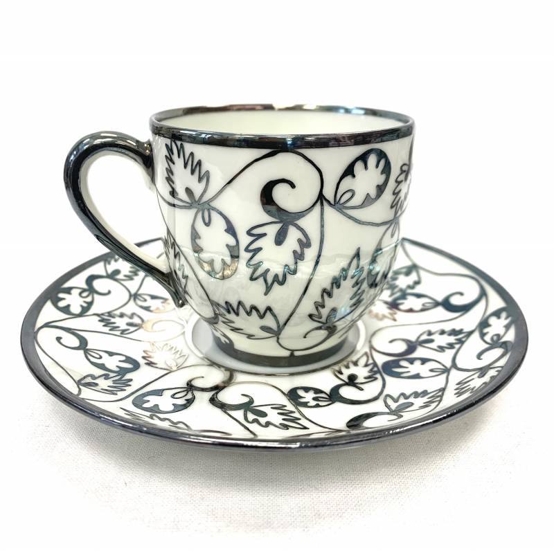 PORCELAINE DE LIMOGES ST GRAAL TASSE