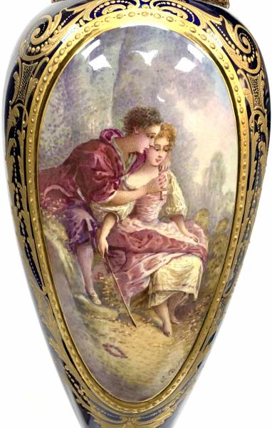 couverts en porcelaine de Sèvres