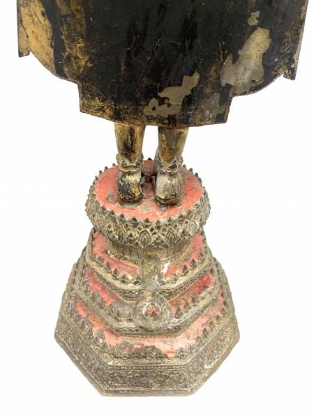 bouddha debout thailande