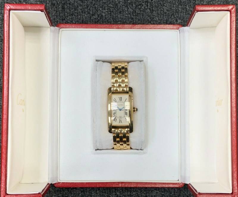 TANK AMERICAINE EN OR 18 CARATS